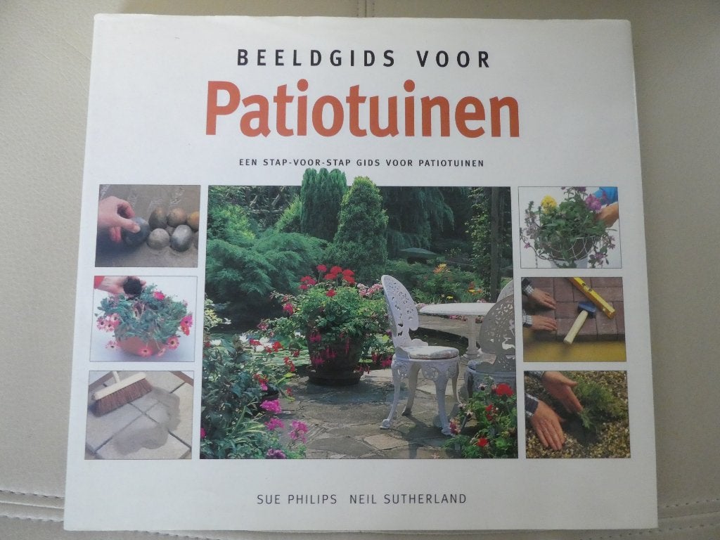 Beeldgids voor Patiotuinen (groot formaat boek), Boeken, Verzenden, Zo goed als nieuw, Tuinieren en Tuinplanten