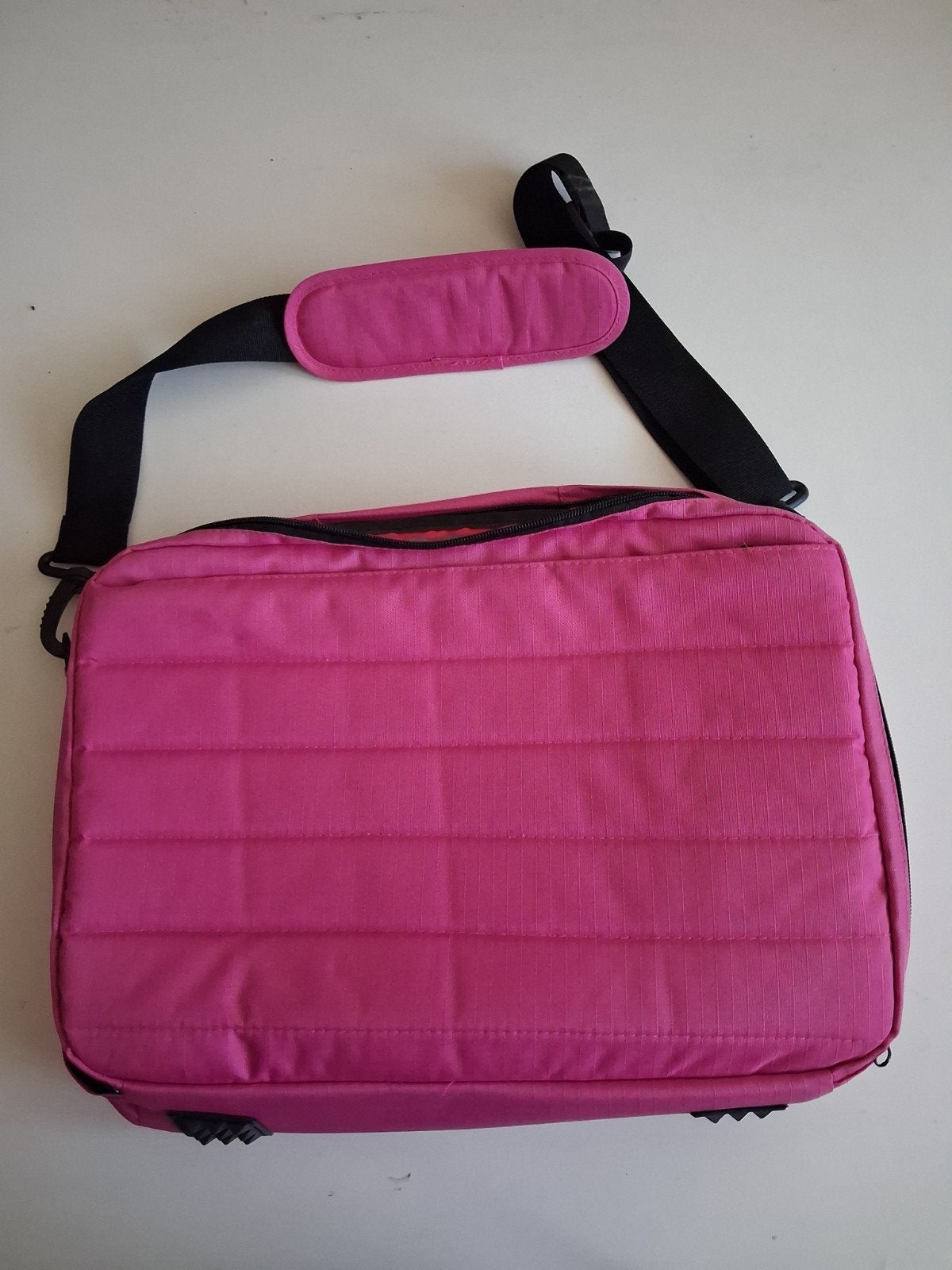 Laptoptas met draagriem, Computers en Software, Laptoptassen, Ophalen of Verzenden, 17 inch of meer