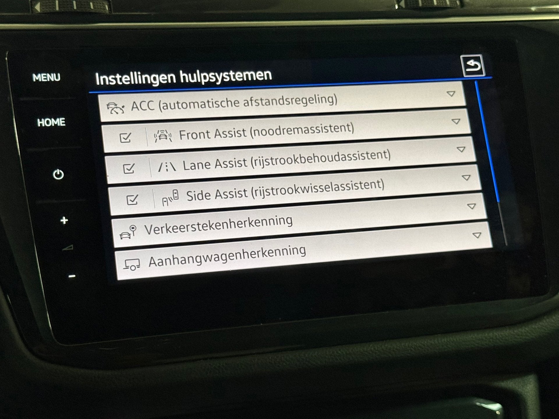 Foto 20 van Volkswagen Tiguan 1.4 TSI eHybrid 3 X R-Line Blackstyle Pano