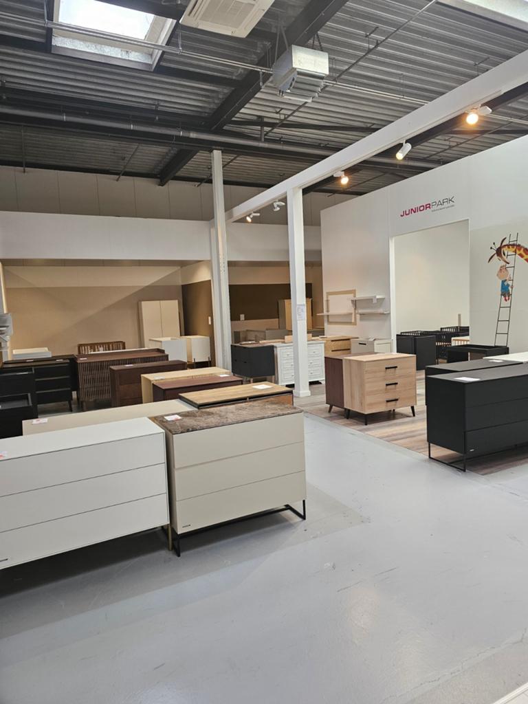 Showmodel outlet commodes, Ophalen, Zo goed als nieuw, Commode