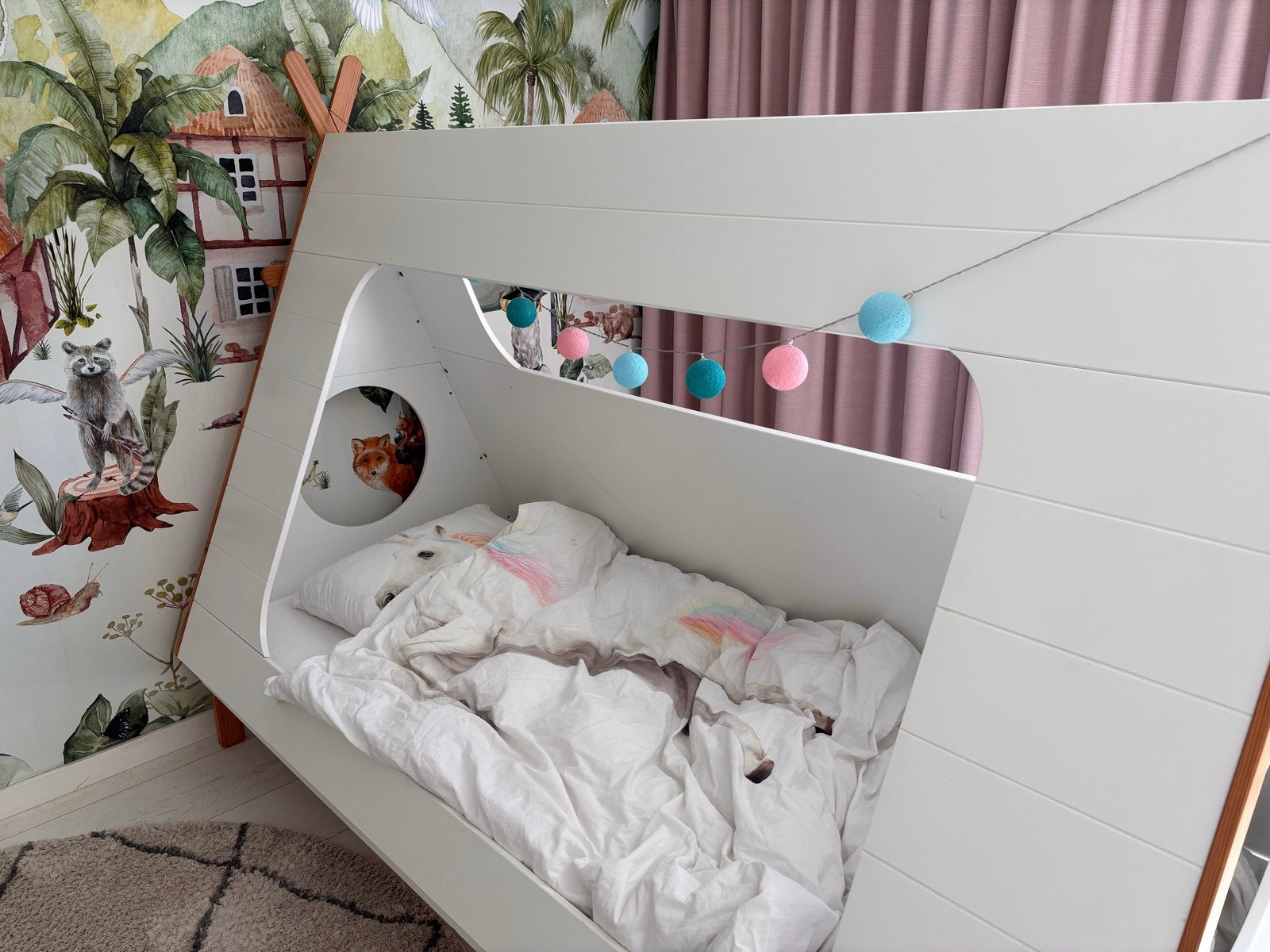 Woood Tipi kinderbed 90x200cm met matras, Ophalen, 85 tot 100 cm, Zo goed als nieuw, Matras