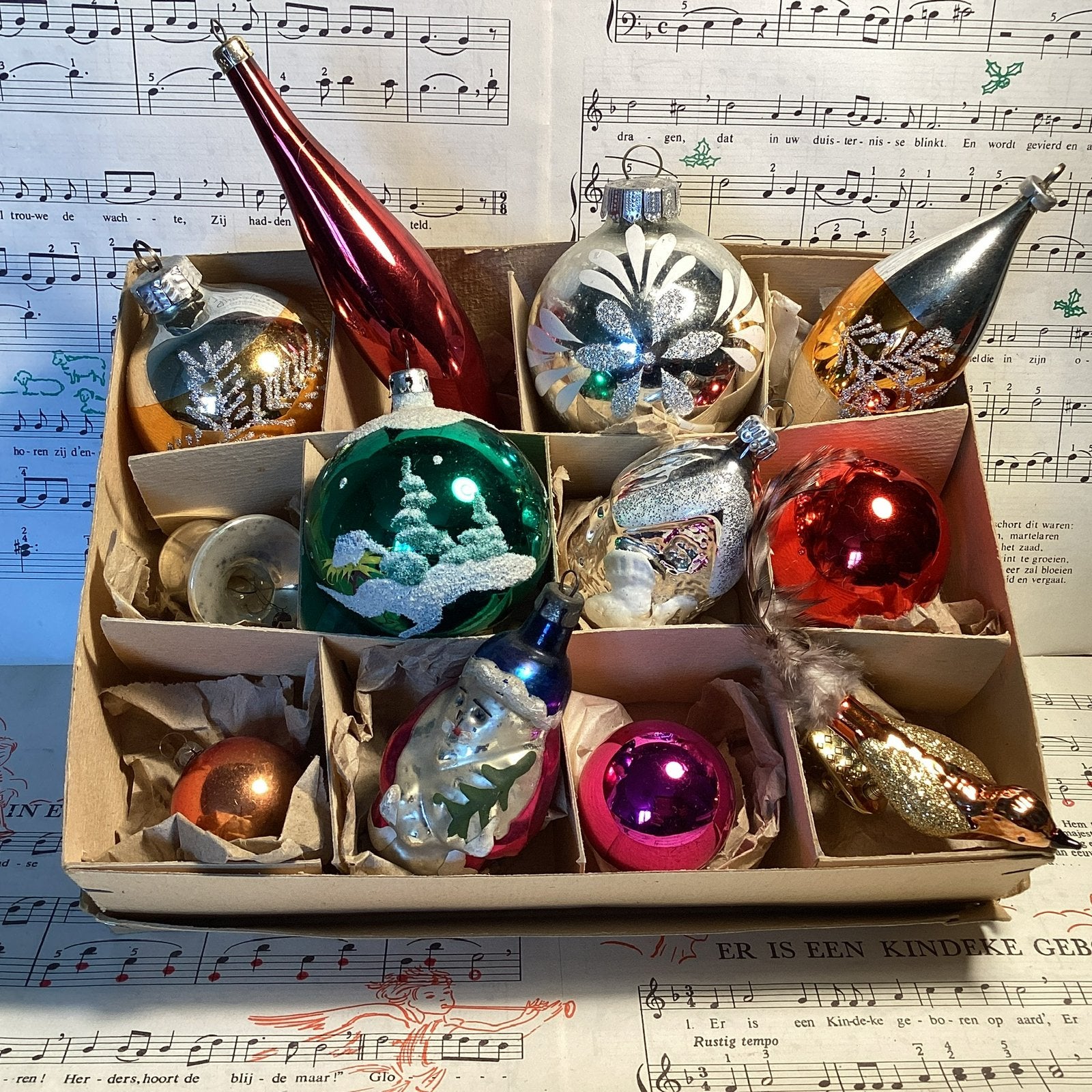 12 glazen kerstbalfiguren voor 27,50, Ophalen of Verzenden, Gebruikt
