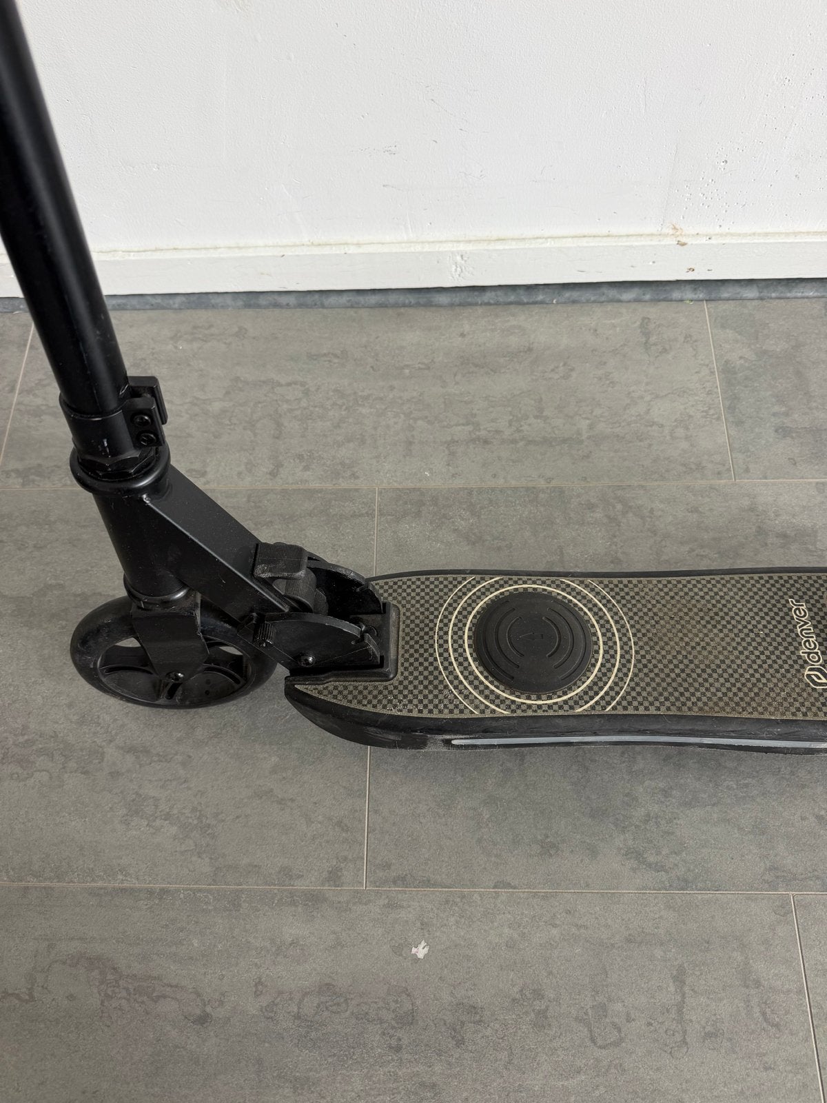 Denver elektrische kinderstep met LED-verlichting, Ophalen of Verzenden, Zo goed als nieuw, Elektrische step (E-scooter)
