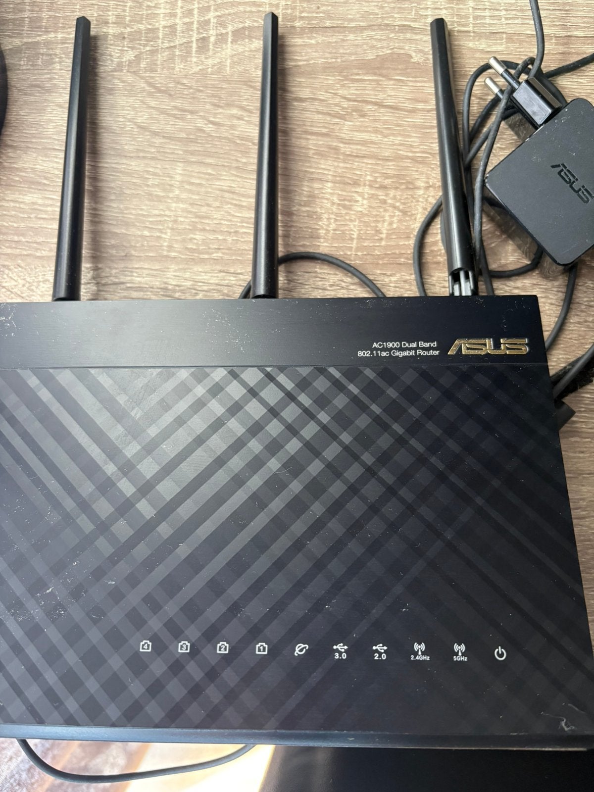 ASUS AC1900 dual band wifi router, Ophalen of Verzenden, Gebruikt