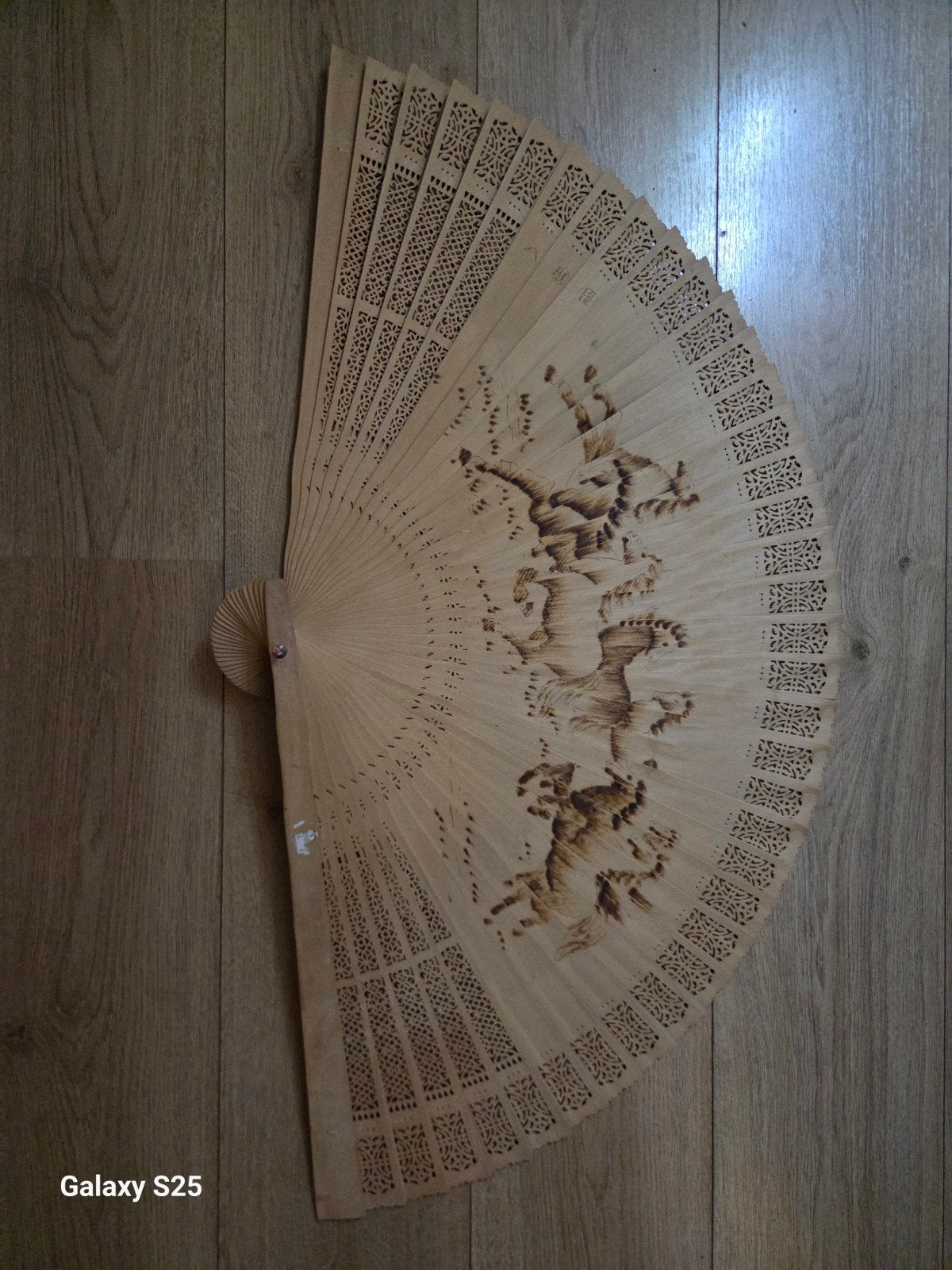 Decoratieve houten waaier met bloemenprint, Antiek en Kunst, Ophalen of Verzenden