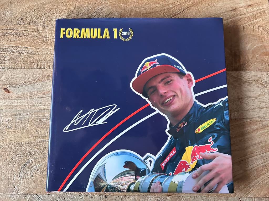 Max Verstappen jaarboek 2016, Verzenden, Zo goed als nieuw, Formule 1