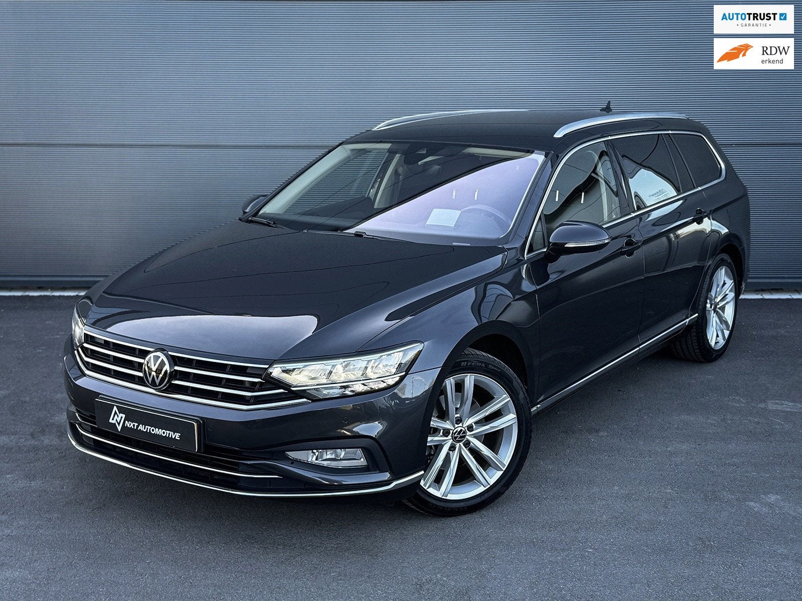 Volkswagen Passat Variant 1.5 TSI Business, Pilot assist, AC, 730 kg, 4 cilinders, 150 pk, 1600 kg