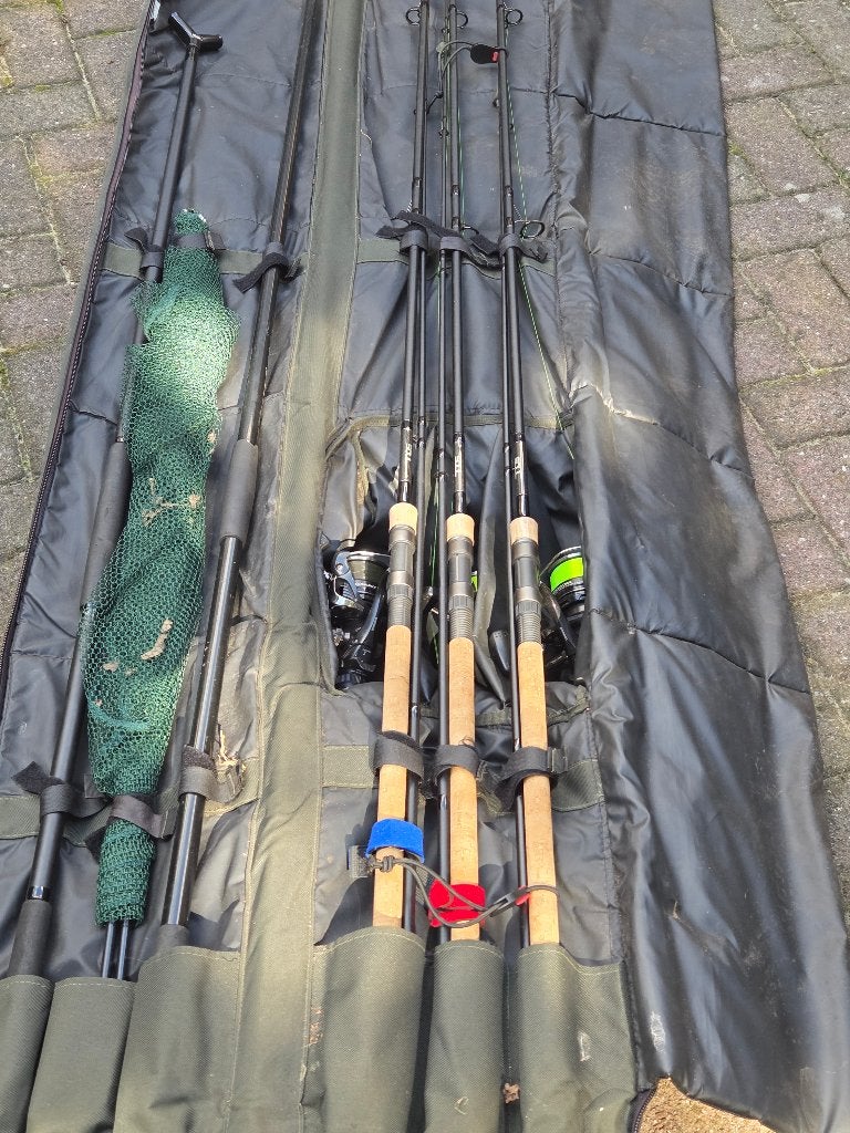 karperset, Ophalen, Zo goed als nieuw, Complete set