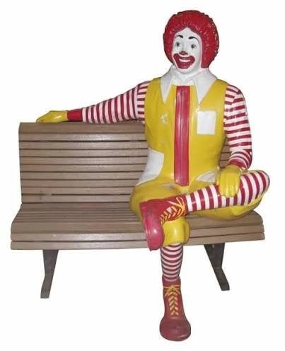 GEZOCHT Ronald McDonald McDonald's beelden zittend statue, Ophalen of Verzenden