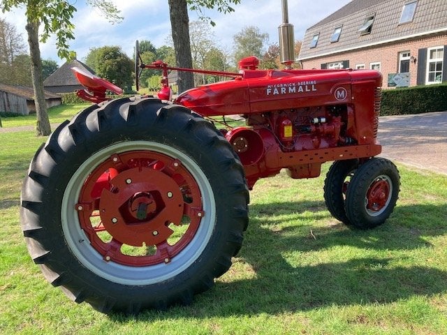 Farmall M, Tot 2500, Oldtimer, Tot 80 Pk, Ophalen