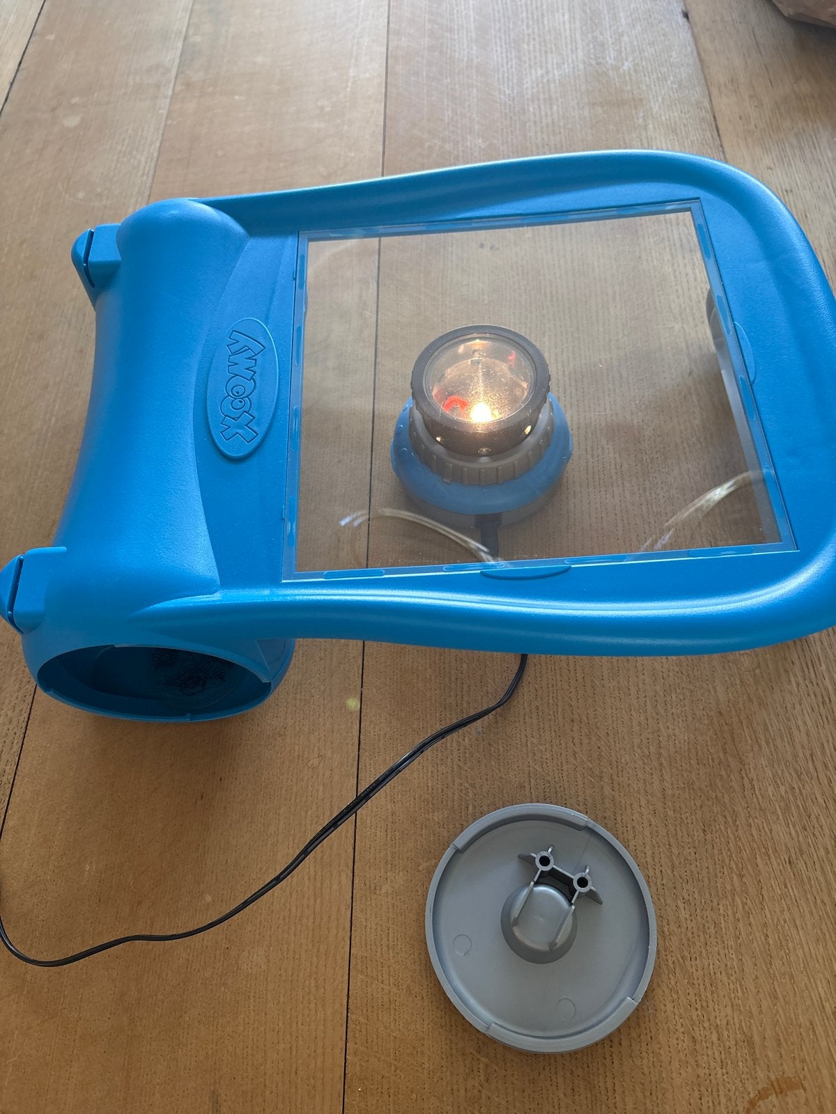 Xoomy tekentafel met projector en sjablonen, Ophalen, Gebruikt, Knutselen, Met licht