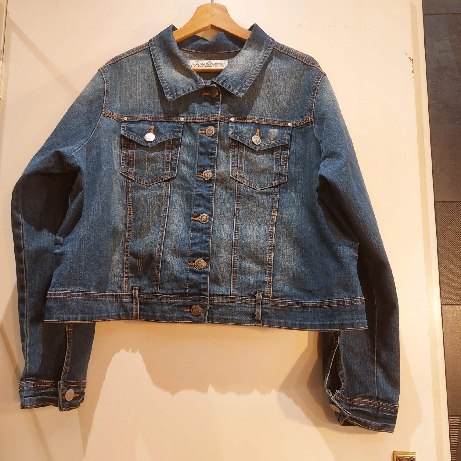 Jeansjasje van het merk Fitt Originals.  Maat 52., Fitt Originals, Zo goed als nieuw, Jasje of Colbert, Verzenden