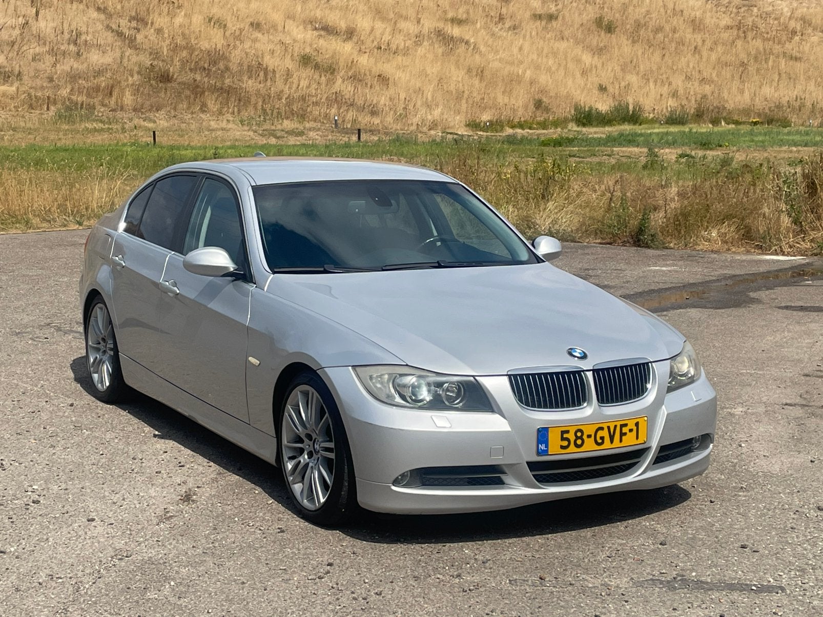 BMW 3-Serie 3.0 I 325 2008 Grijs, 745 kg, Achterwielaandrijving, 2996 cc, Handgeschakeld