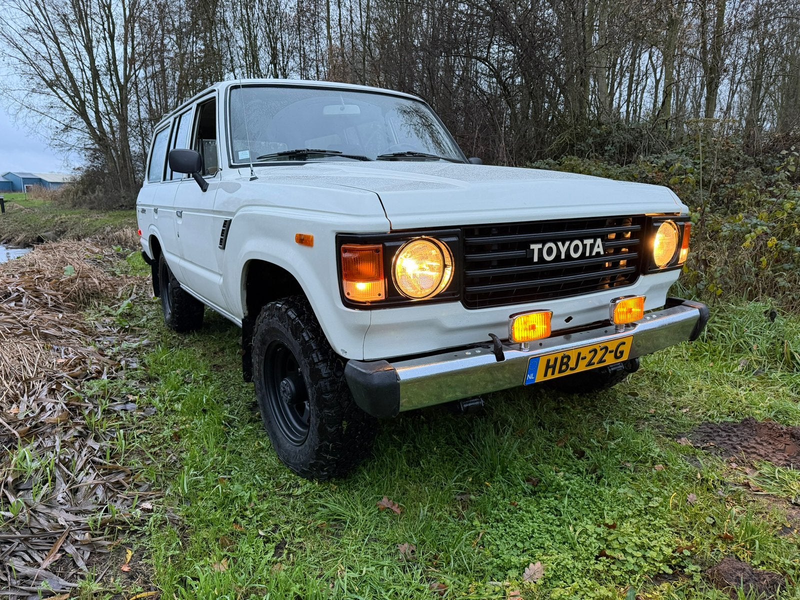 Toyota Landcruiser FJ60 1981, Auto's, Stof, Wit, Bruin, Handgeschakeld