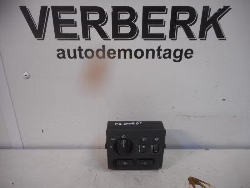 LICHTSCHAKELAAR Volvo V40 (VW) (01-1995/06-2004) (30613945), Gebruikt, Info@volvocars.com, Ophalen of Verzenden, Volvo