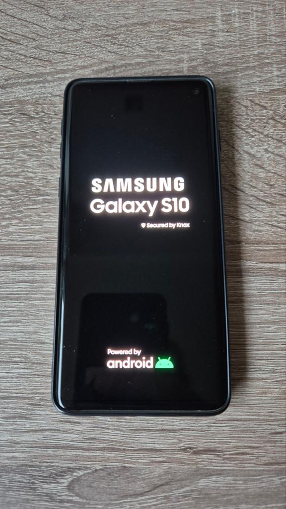 Samsung Galaxy S10. Glas achter gebarsten., 128 GB, Ophalen of Verzenden, Zwart, Galaxy S10