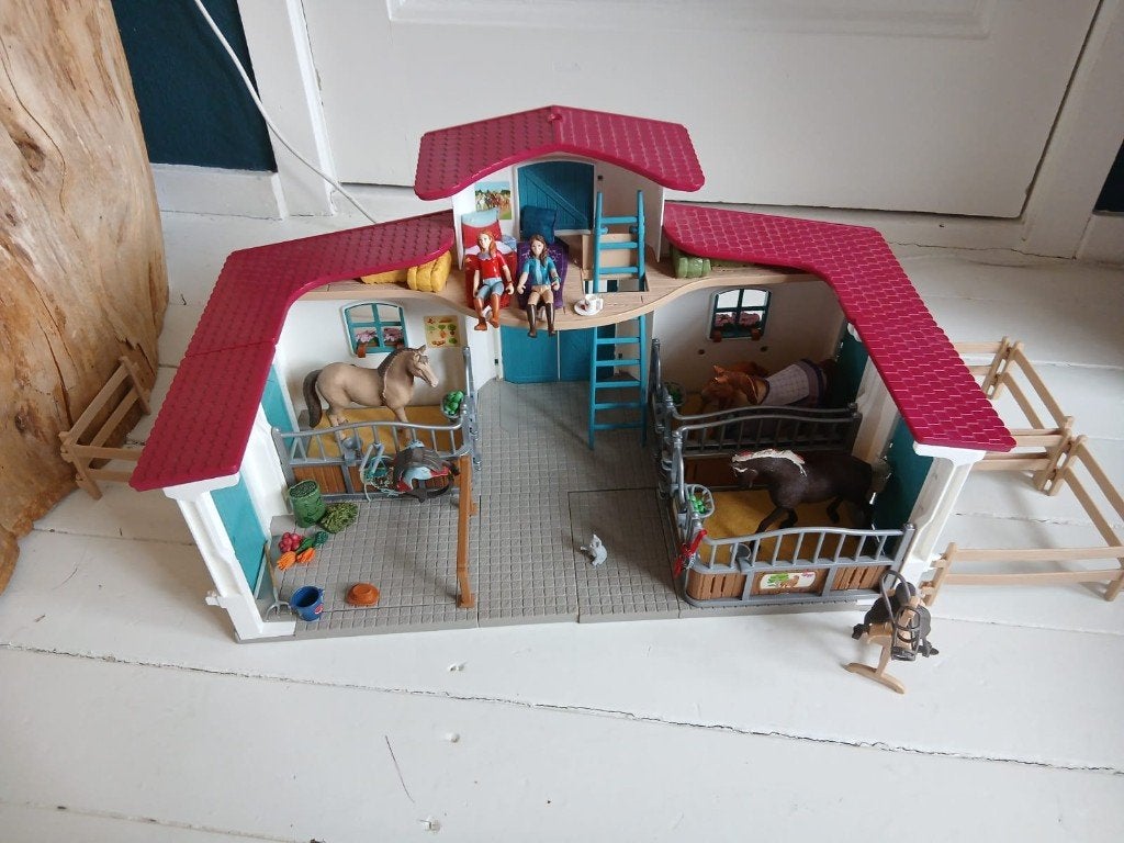 Schleich Manege, Ophalen of Verzenden, Zo goed als nieuw, Paard, Beeldje of Figuurtje
