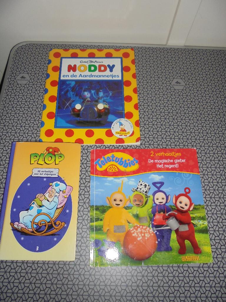 Noddy, Teletubbies, Kabouter Plop boekjes, Ophalen of Verzenden, Zo goed als nieuw, Fictie algemeen