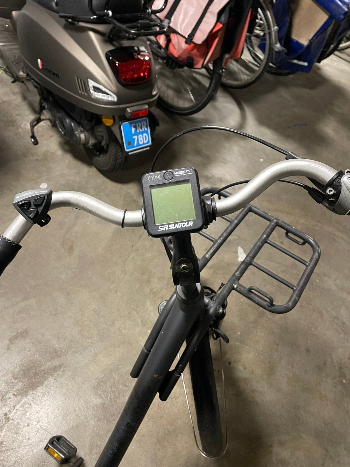 Spiked E-bike suntour 2, Ophalen, Zo goed als nieuw