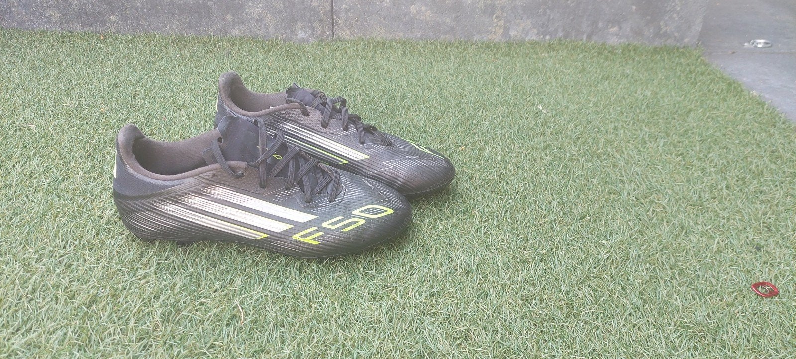Adidas F50 voetbalschoenen - Maat 39 1/3, Maat XS of kleiner, Ophalen of Verzenden, Gebruikt, Schoenen