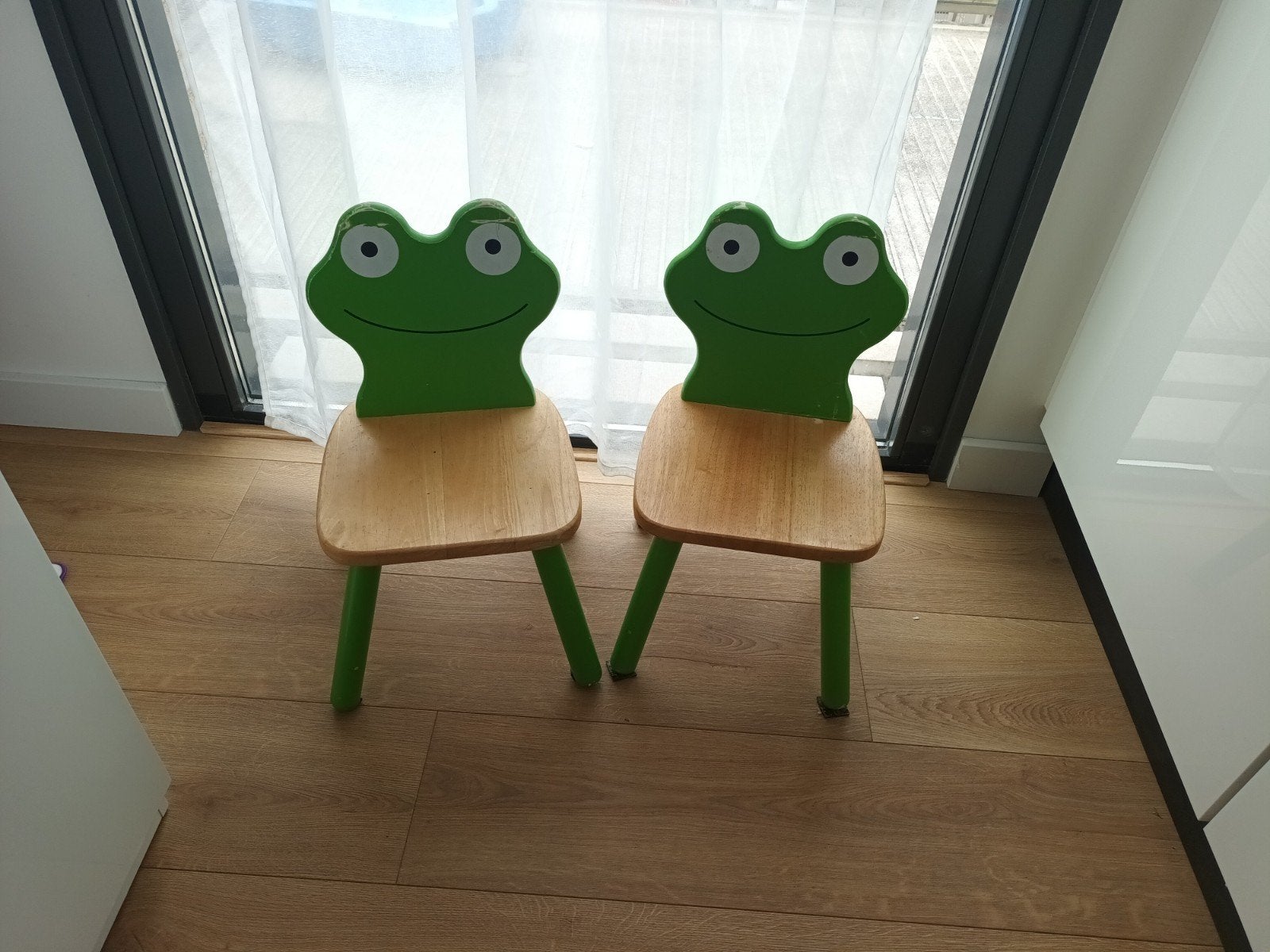 2x Leuke kinderstoeltjes in kikker design, Ophalen, Gebruikt, Stoel(en)