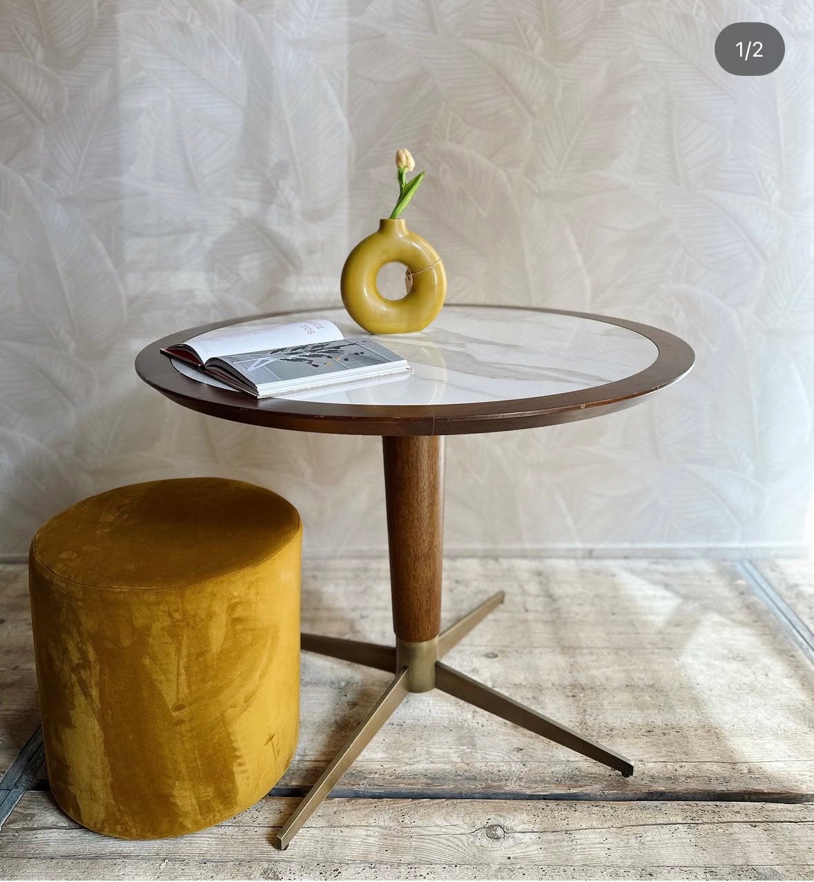 Bistro tafel met composiet blad, uit het Hilton Hotel, Ophalen