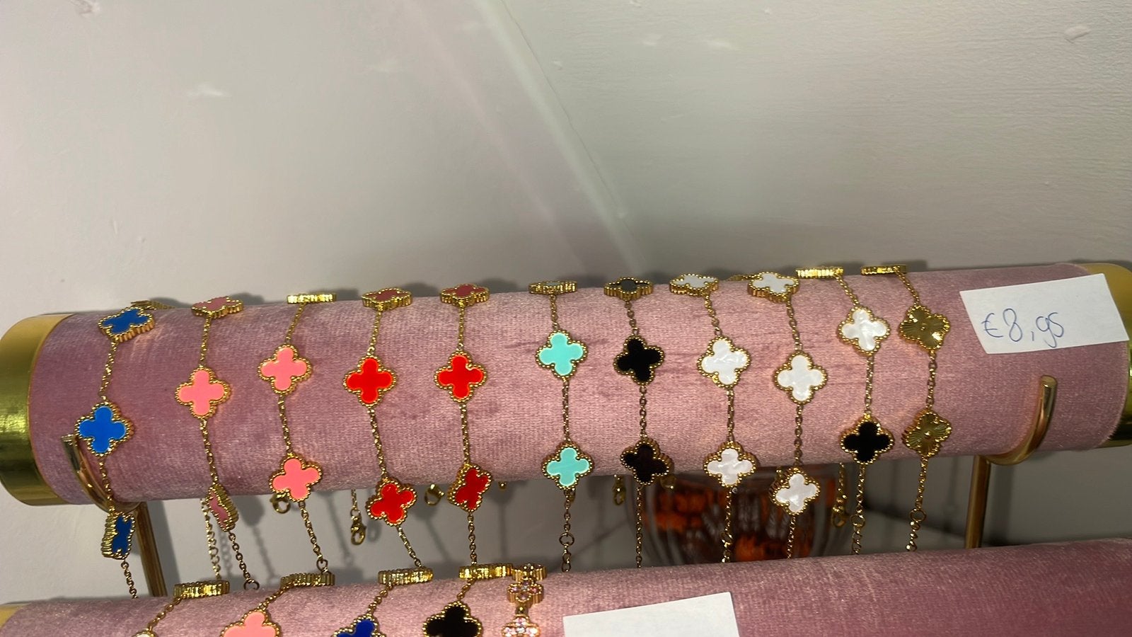 Diverse klavertjes armband, Ophalen of Verzenden, Zo goed als nieuw, Carnaval