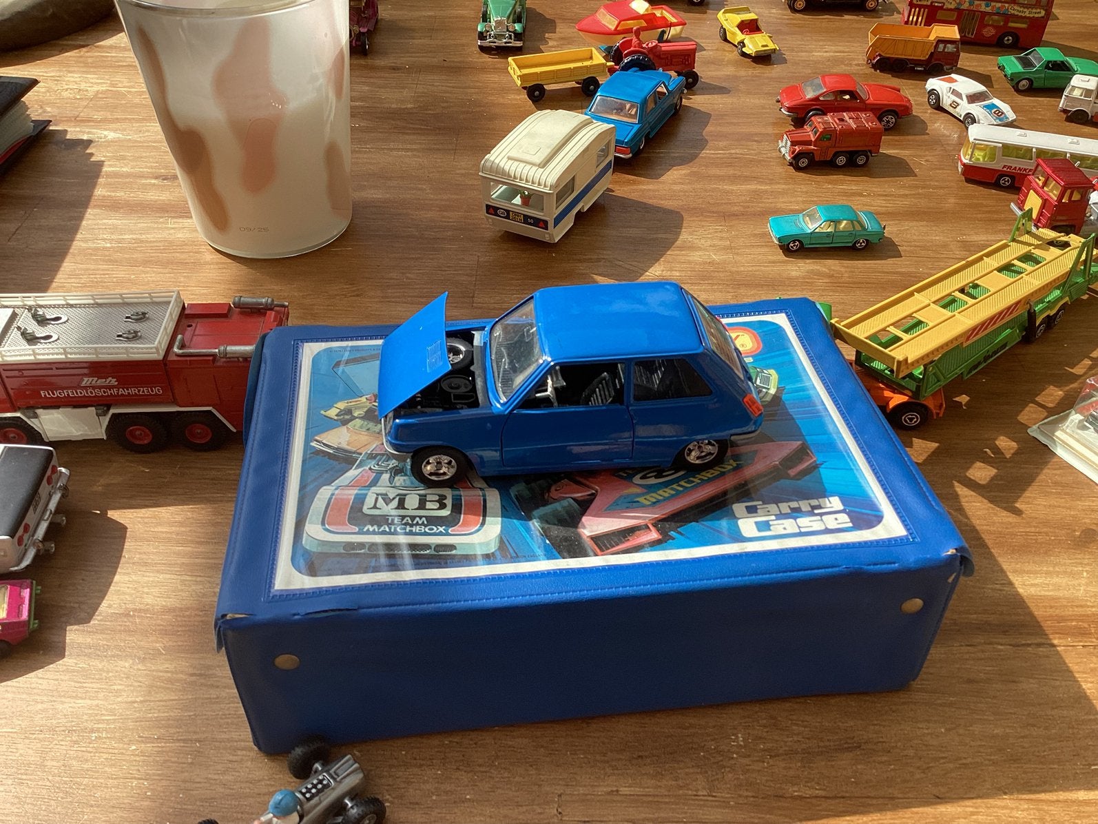 Meer dan 80 speelgoed auto’s, Ophalen, Zo goed als nieuw