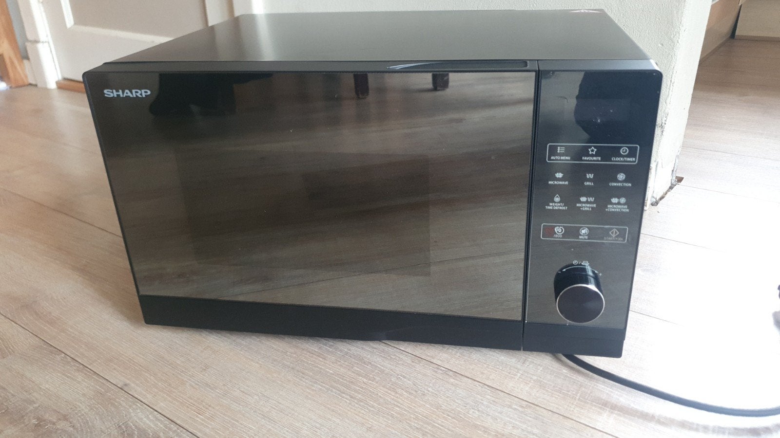 Sharp YC-GC52BE-B combimagnetron, Witgoed en Apparatuur, Ophalen, Combimagnetron, Nieuw, Grill