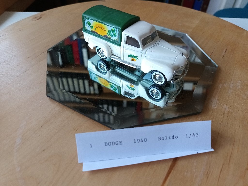SOLIDO model auto Dodge 1940 schaal 1/43, Ophalen of Verzenden, Gebruikt, Auto, Solido