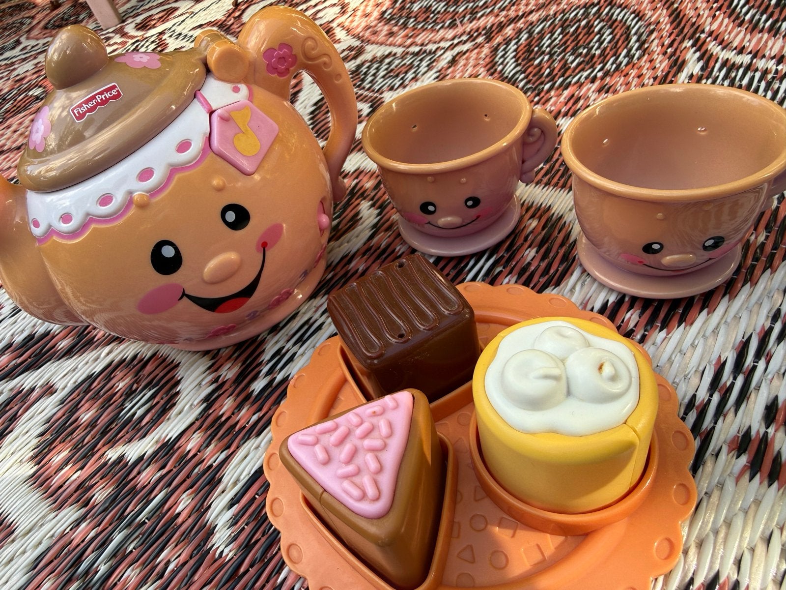 Fisher-Price Theepot Speelset met Geluid en Accessoires, Ophalen of Verzenden, Gebruikt, Speelset, Met geluid