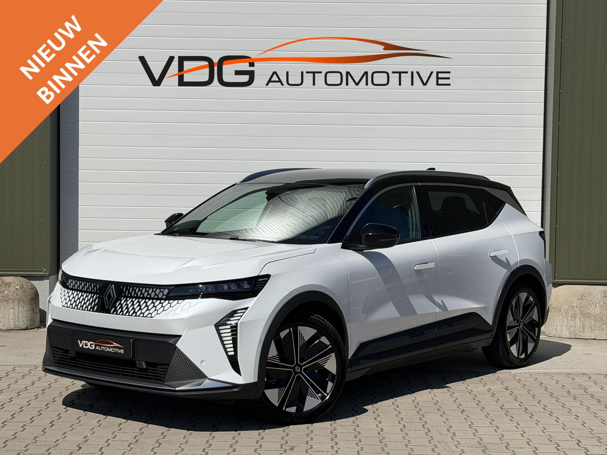 Renault Scenic E-Tech EV87 long range techno / SOH 98% / WLT, Auto's, Renault, Gebruikt, Leder en Stof, Wit, 218 pk