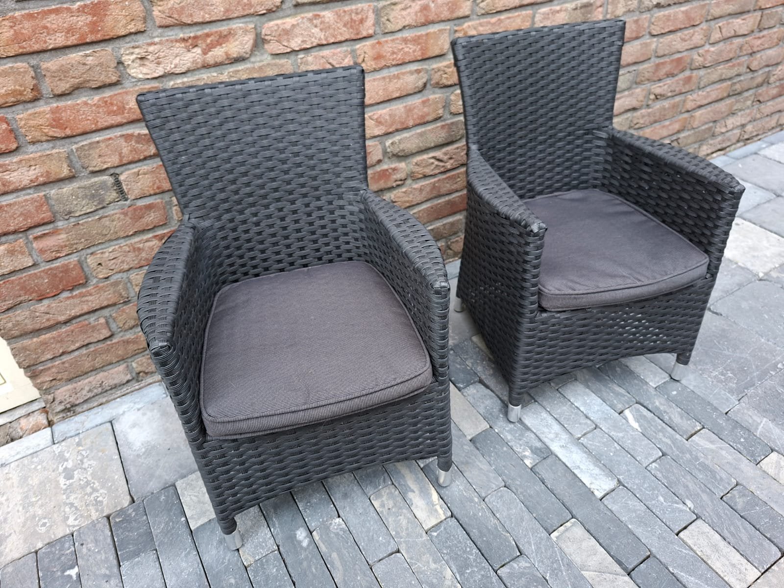 2 x Kinder tuin stoel, Ophalen, Zo goed als nieuw, Kunststof