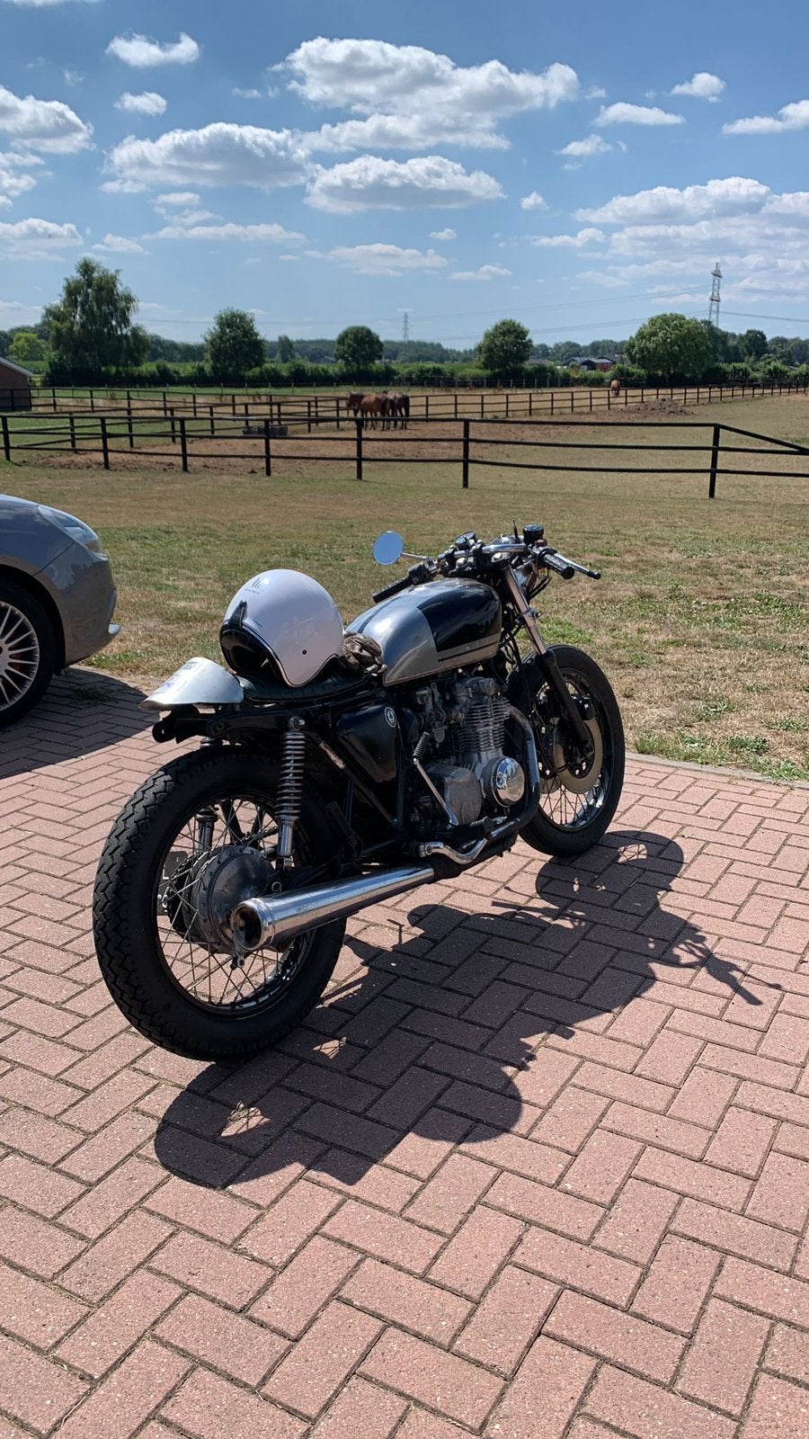 Honda CB550 - Cafe racer 1977, Motoren, Occasion, 4 cilinders, Overig, Handgeschakeld