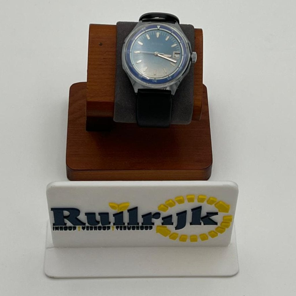 Vostok (Boctok) CCCP Russisch vintage horloge automatic, Flex Ltd., Zo goed als nieuw, https://flex.com/contact-us, Nobelstraat 10, 5807 GA Oostrum LB, Limburg, Nederland