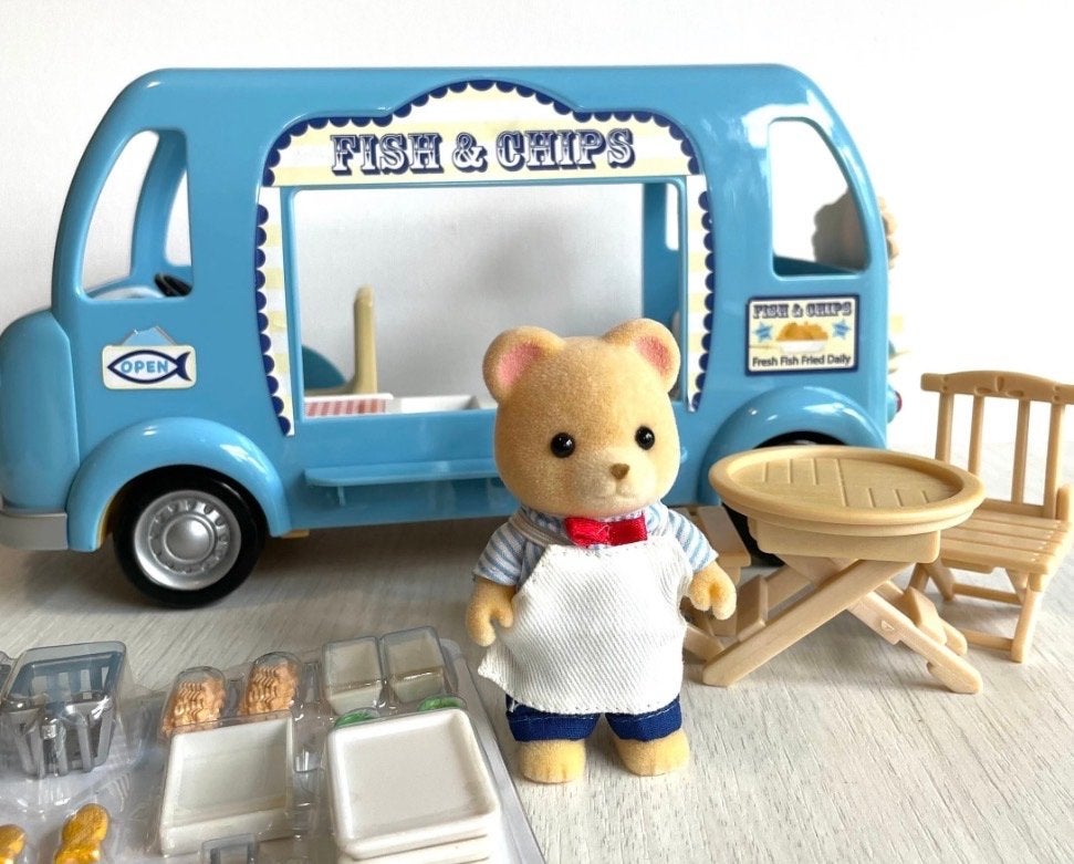 Unieke Sylvanian Families Fish & Chips bus - Londen editie, Ophalen of Verzenden, Zo goed als nieuw, Jongen of Meisje