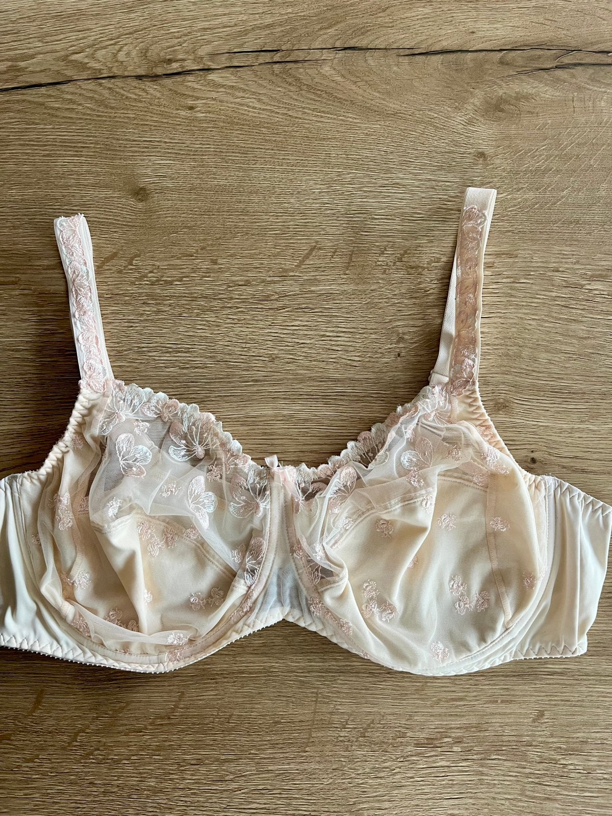 Prima donna 105E full cup ivoor borduur, Overige kleuren, Ophalen of Verzenden, BH