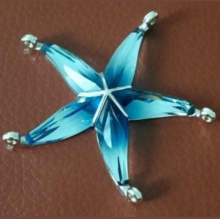 Swarovski Cantil -ocean blue zonder doos, Ophalen of Verzenden, Zo goed als nieuw, Figuurtje
