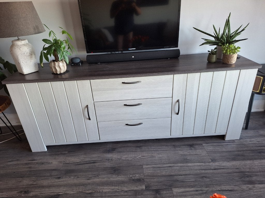 Te Koop Dressoir eettafel + stoelen salontafel, Ophalen, Hout, Gebruikt, Landelijk