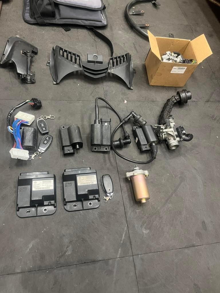 Piaggio zip onderdelen, Fietsen en Brommers, Brommeronderdelen | Scooters, Gebruikt, Piaggio, Overige typen, Ophalen of Verzenden