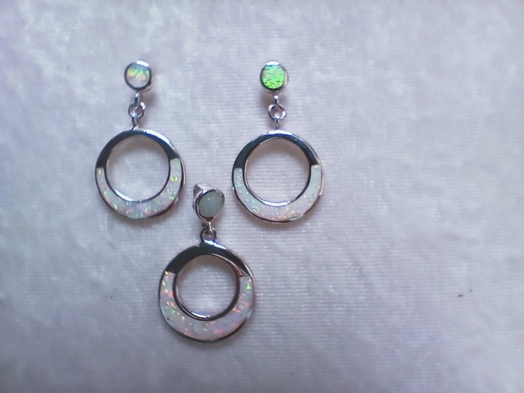Mooie Zilveren Set met Opaal - Hanger en Oorstekers, Sieraden, Tassen en Uiterlijk, Antieke sieraden, Verzenden, Zilver, Oorbellen