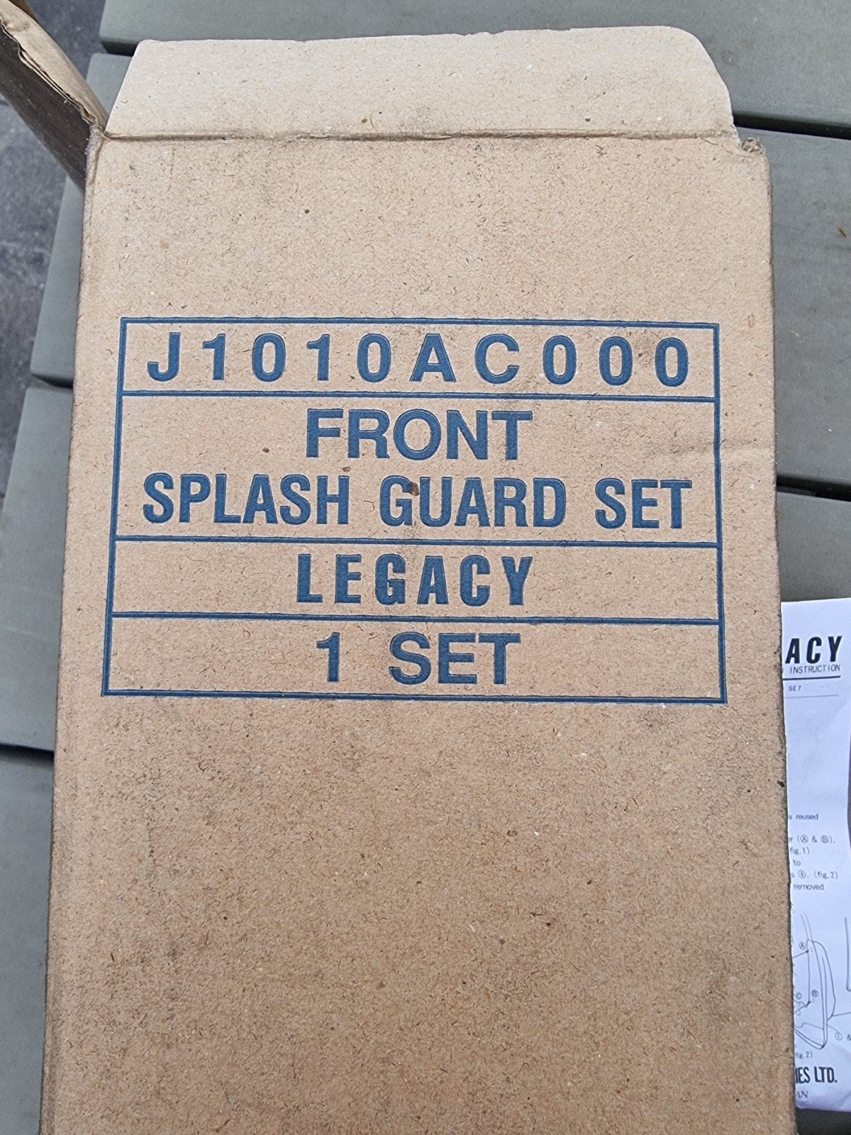 Originele Subaru Legacy spatbeschermers voorkant - Nieuw, Subaru, Voor, Nieuw, Ophalen of Verzenden