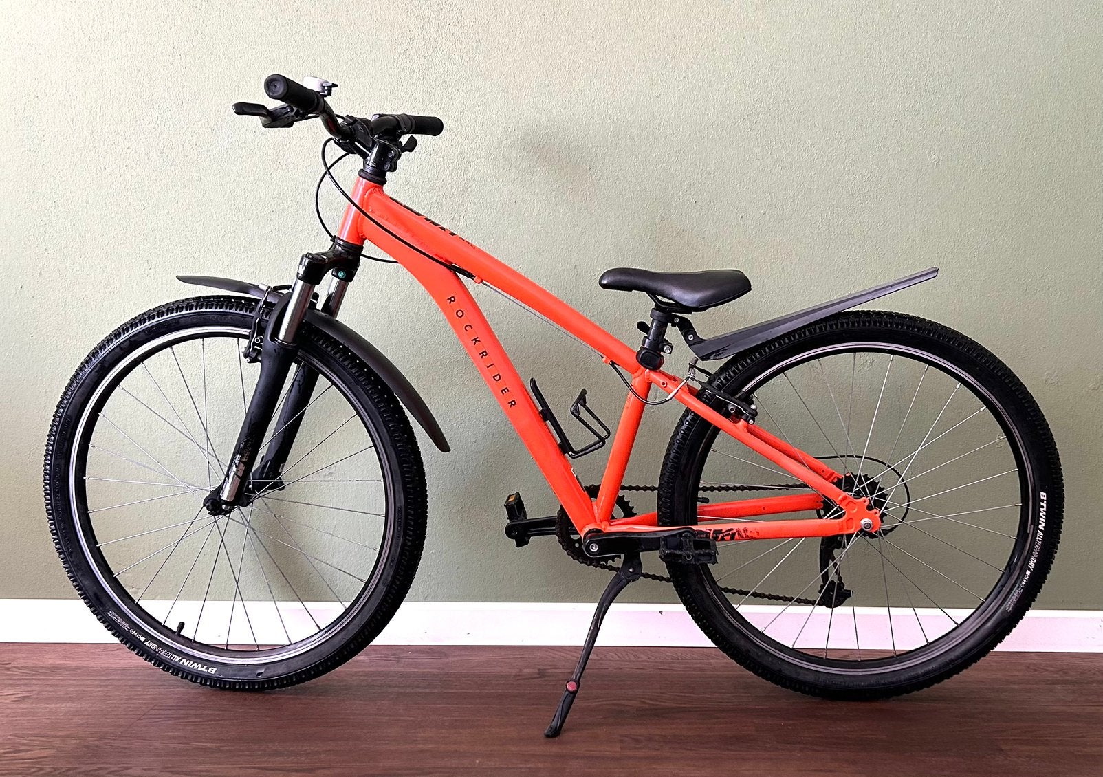 Mountainbike Rockrider ST500 met accessoires in nieuwstaat!, Ophalen, Zo goed als nieuw