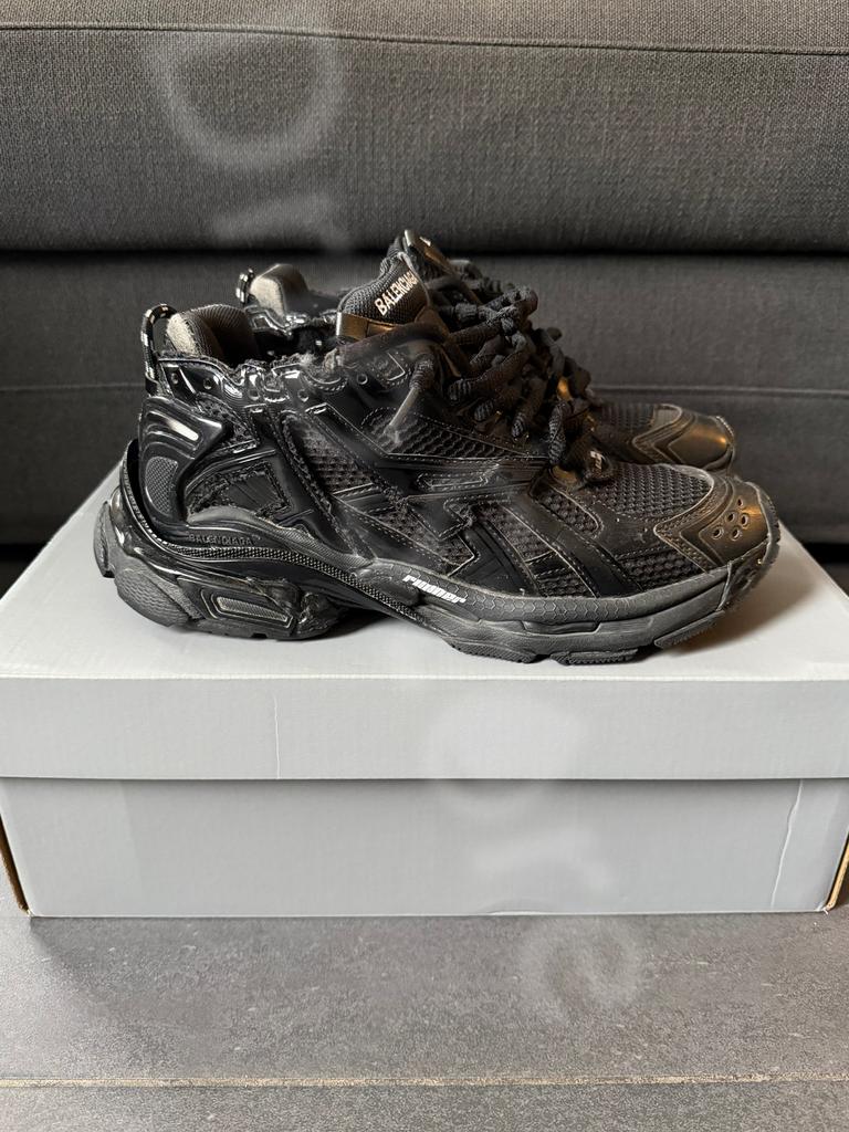 Balenciaga Runner Black, Kleding | Heren, Schoenen, Ophalen of Verzenden, Zo goed als nieuw, Zwart