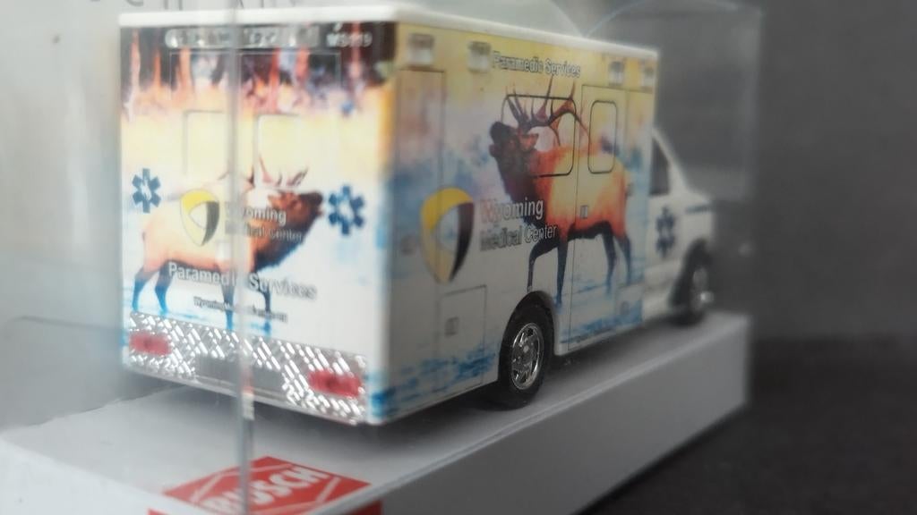Ford e350 Ambulance Wyoming Elk eland 1:87 Busch Pol, Overige merken, Auto, Verzenden, Busch Gmbh Co