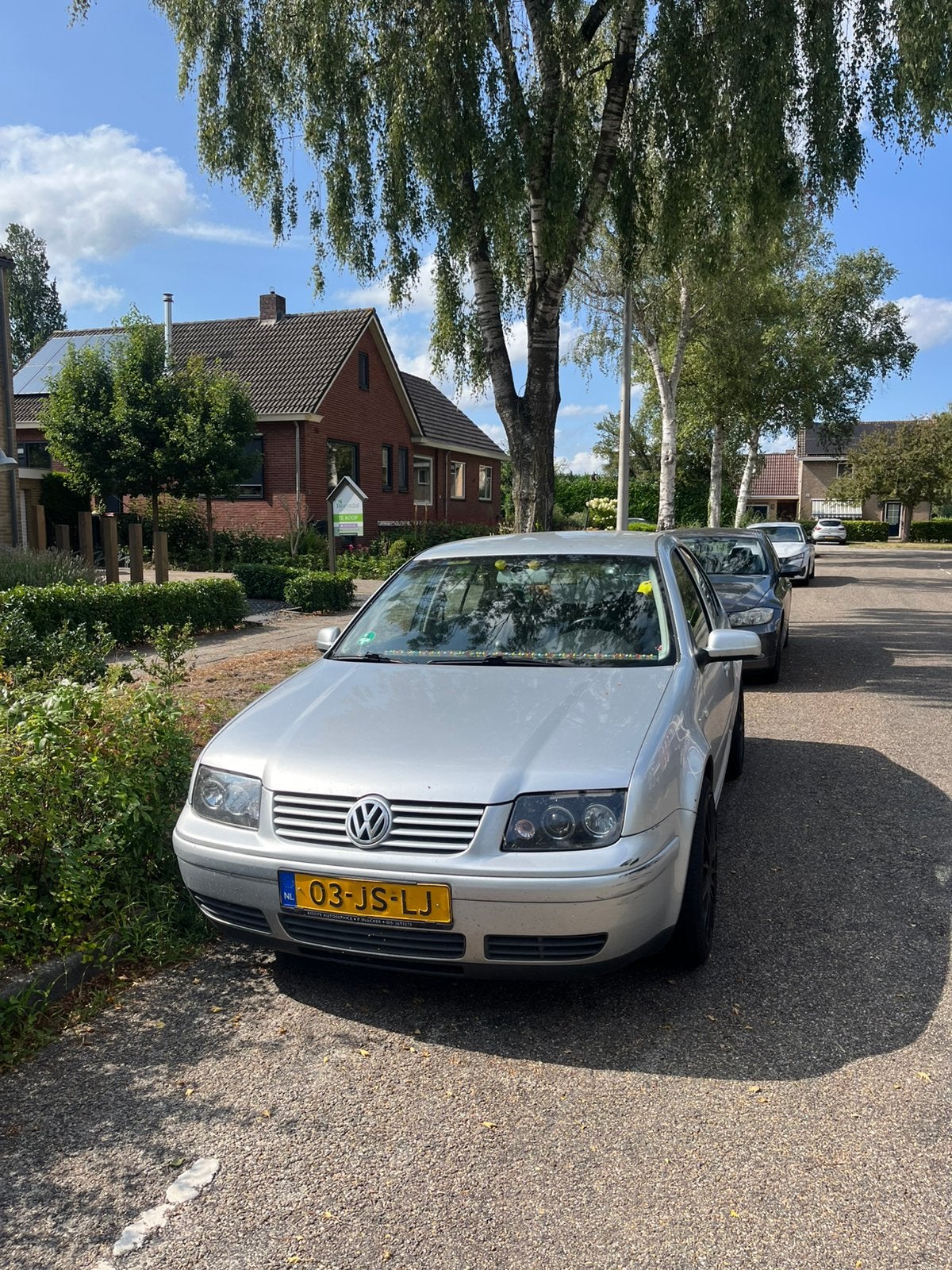 Volkswagen Bora 1.6 77KW 2002 Grijs, Ophalen