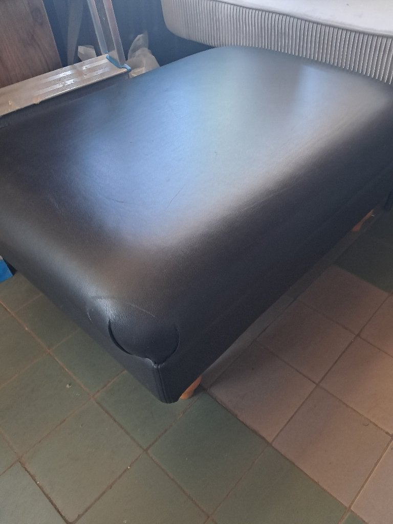 Zwarte hocker voetenbank poef rechthoekig  CS27322, Ophalen, Overige materialen, Gebruikt, 50 tot 75 cm