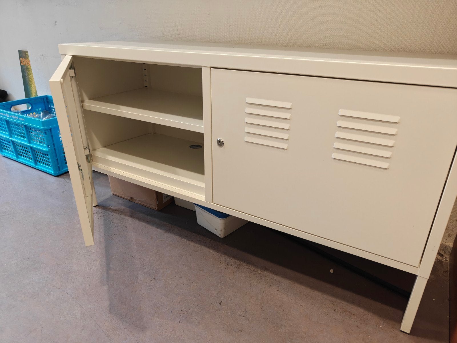 Ikea PS locker, Huis en Inrichting, Ophalen, Zo goed als nieuw