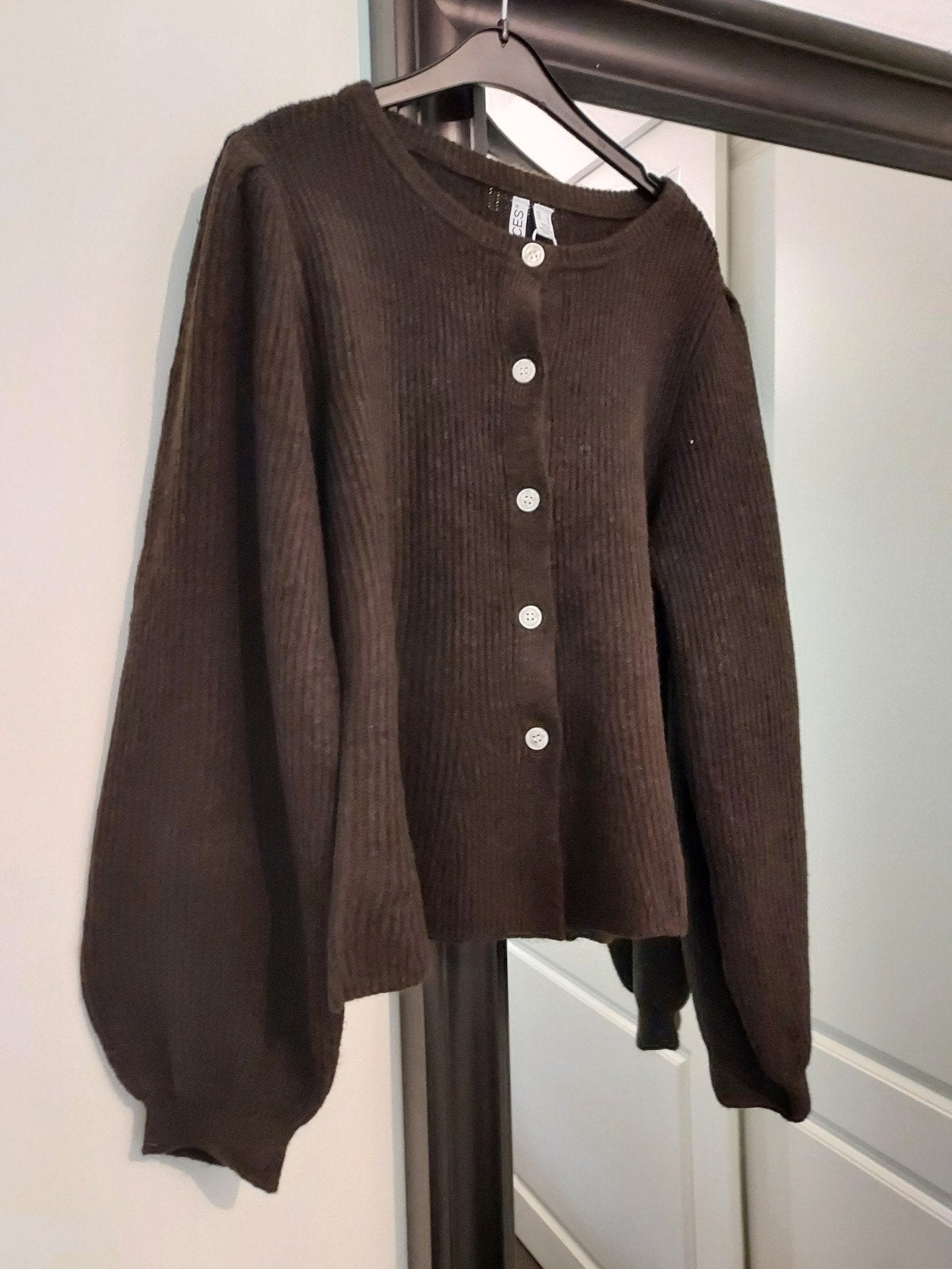 Pieces PCBILLY LS PUFF KNIT CARDIGAN NOOS BC - Maat L, Kleding | Dames, Truien en Vesten, Bruin, Maat 42/44 (L), Nieuw, Ophalen of Verzenden
