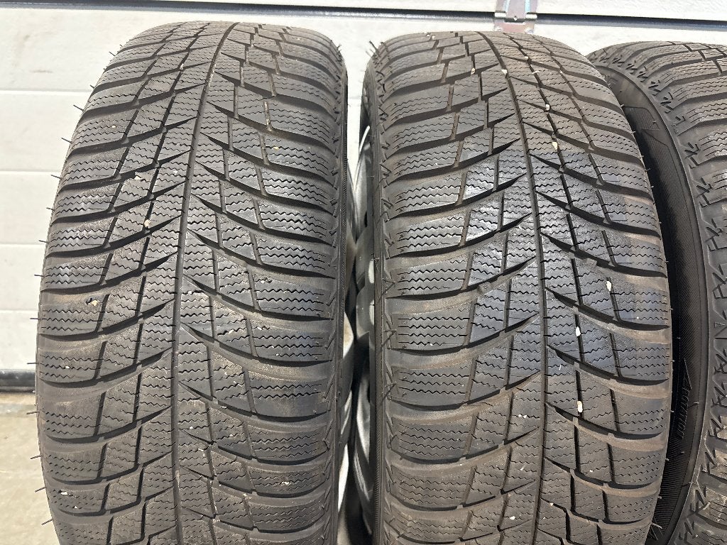 16" bridgestone winterbanden st 4 x 100 nissan micra, note.., Auto-onderdelen, Ophalen, Gebruikt, 16 inch, Banden en Velgen